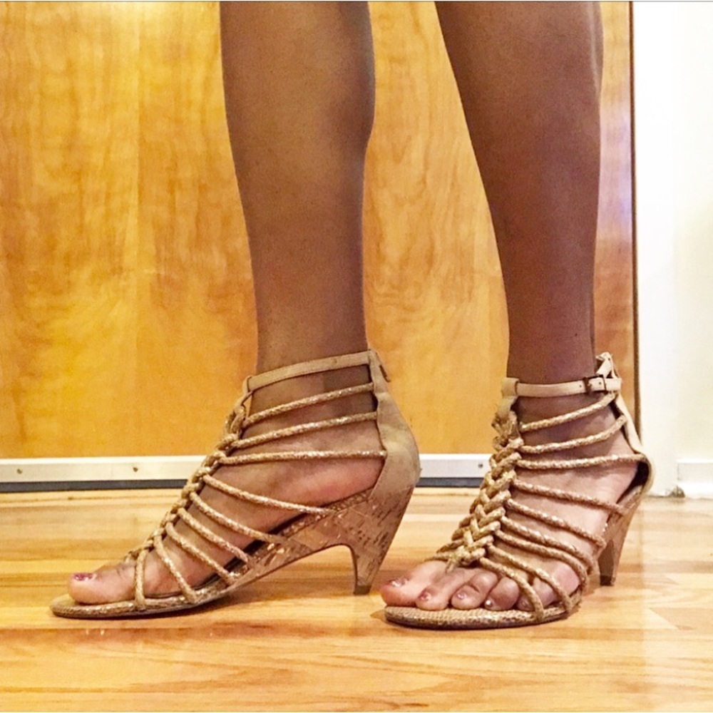 Stunning gold sandals - amazing for any occasion!